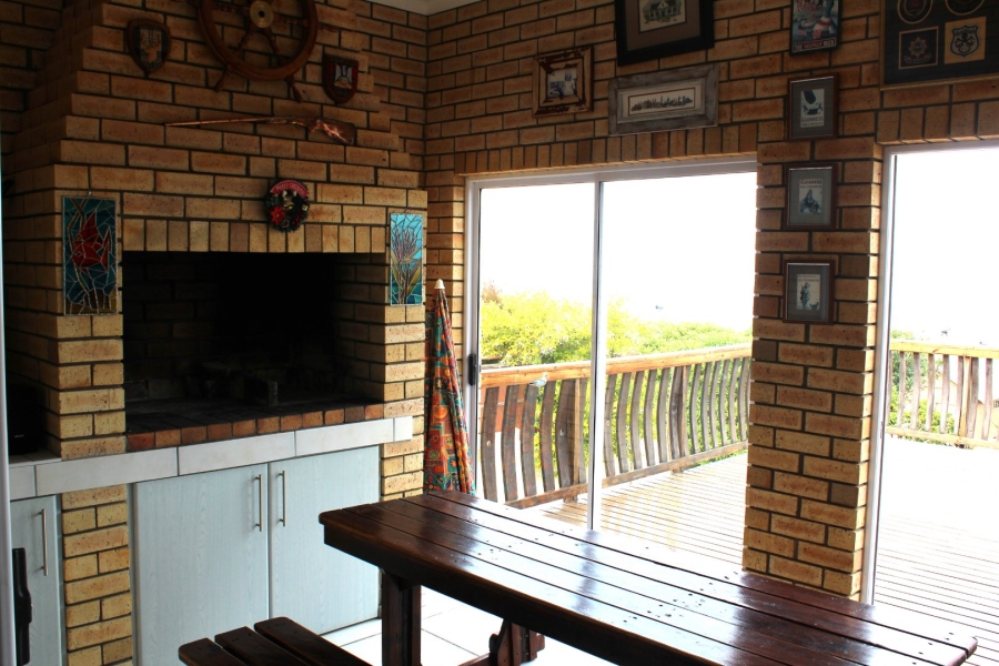  Bedroom Property for Sale in Dana Bay Western Cape